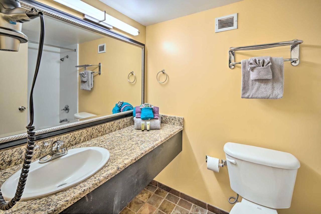 Convenient Myrtle Beach Studio With Balcony! Kültér fotó